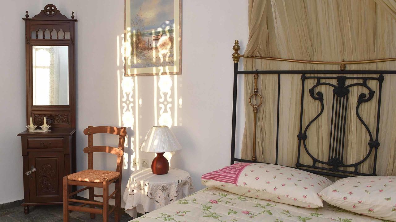 Anemos And Almyra Apartment Kini Екстериор снимка