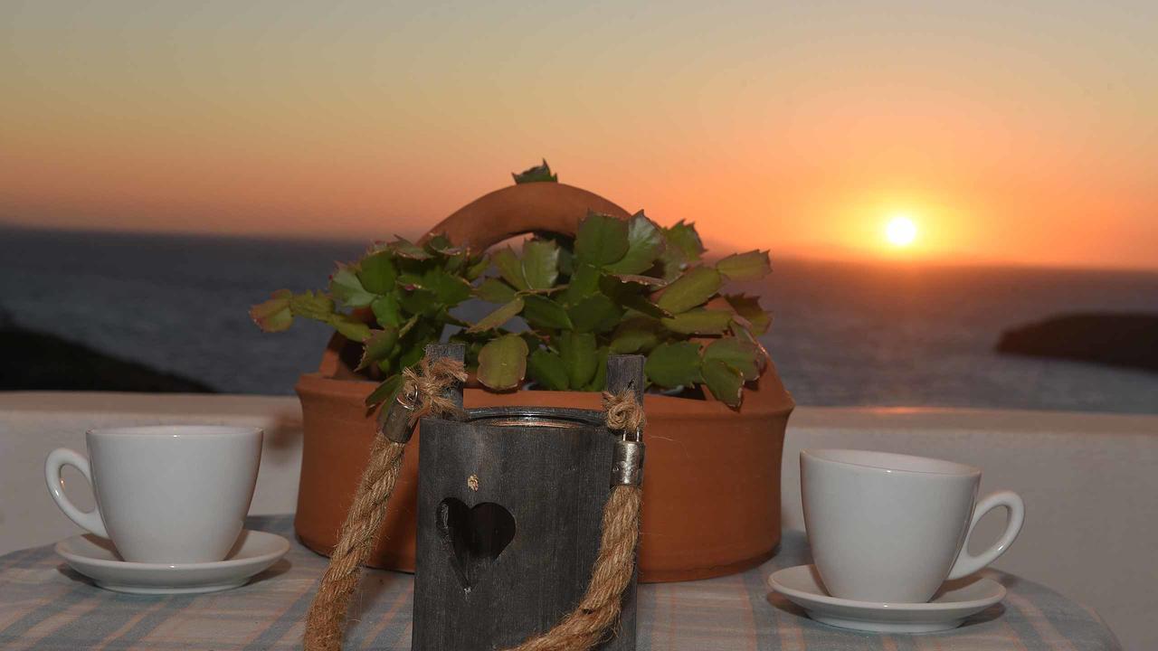 Anemos And Almyra Apartment Kini Екстериор снимка
