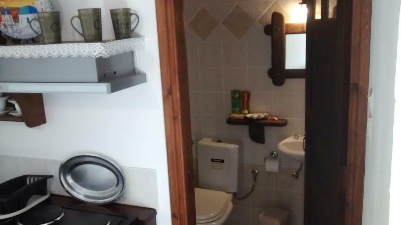 Anemos And Almyra Apartment Kini Екстериор снимка